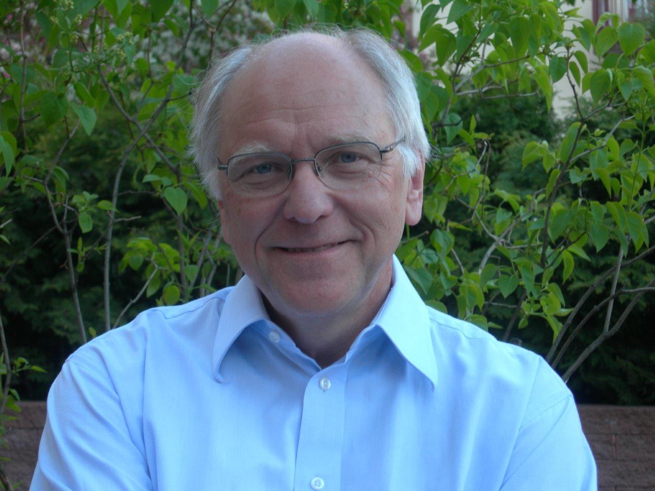 Lars G Josefsson i porträtt