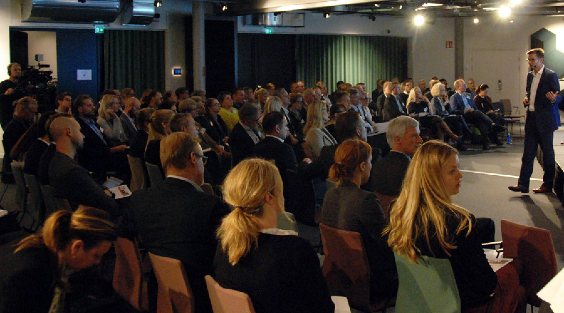 Publikum während des Nachhaltigkeits-Seminars im Stockholmer Epicenter