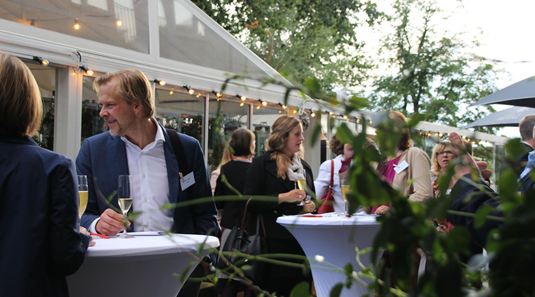 Gäster i samtal på Tysk-Svenska Handelskammarens business kickoff 2018