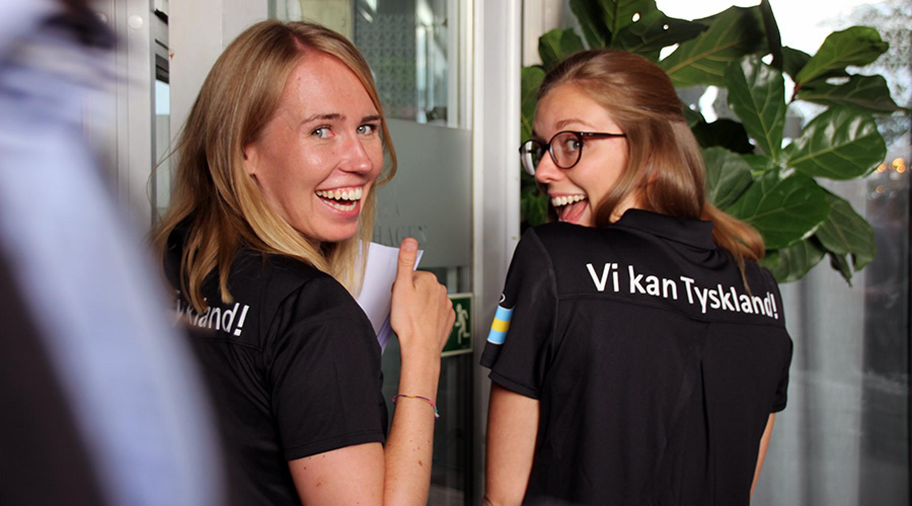 Två handelskammarmedarbetare på Tysk-Svenska Handelskammarens business kickoff 2018