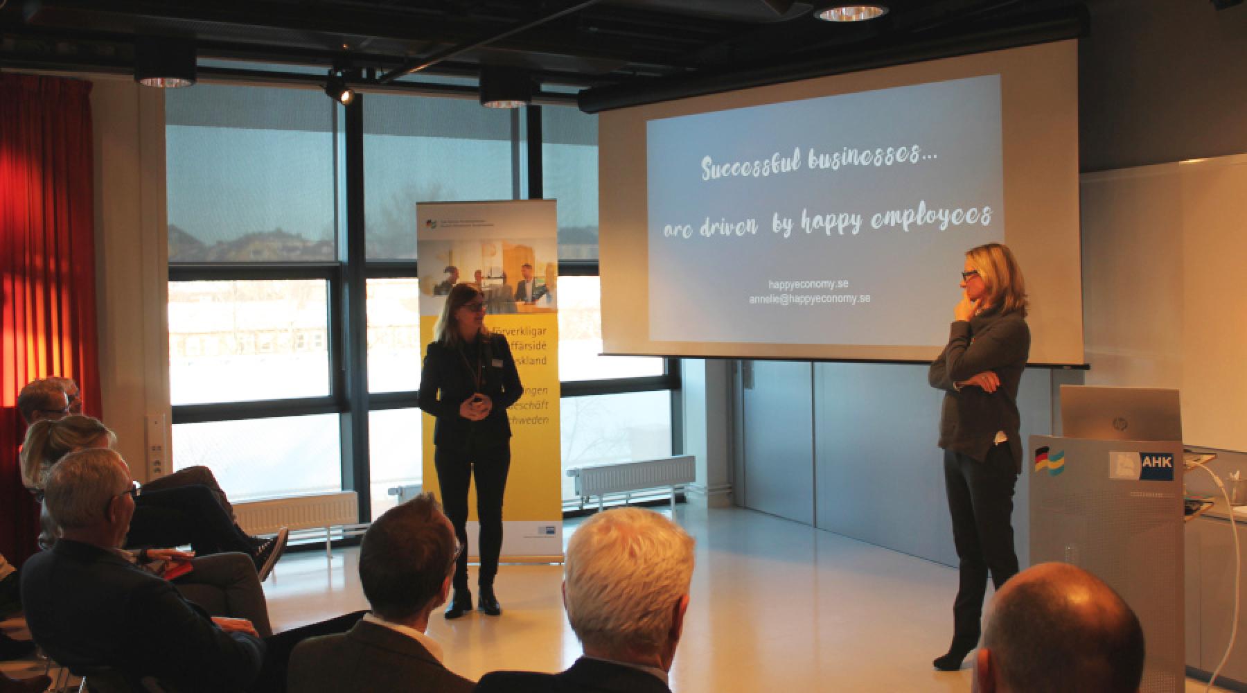 Annelie Johansson, Happy Economy, beim Frühstücksseminar der Deutsch-Schwedischen Handelskammer