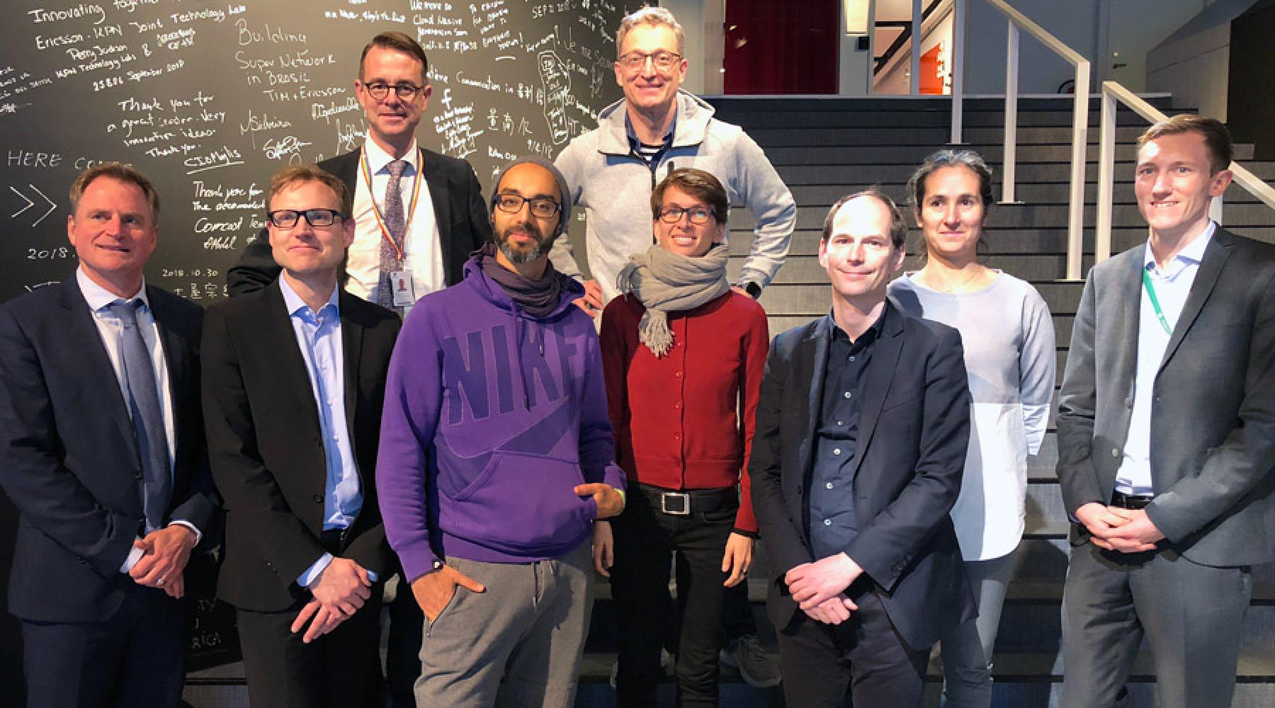 Medlemmar av det tyska digitaliseringsrådet i Ericsson Studio i Stockholm i december 2018.