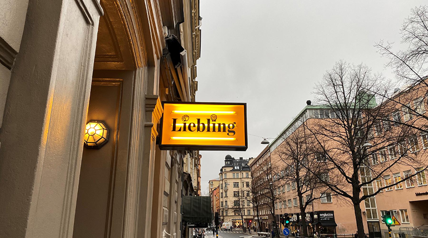 Schild des Restaurants Liebling Stockholm Södermalm Timmermansgatan